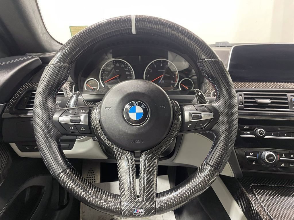 Used 2016 BMW M6 Competition image 9