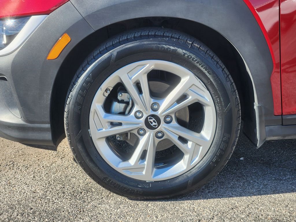 Used 2023 Hyundai Kona SEL w/ Convenience Package image 13