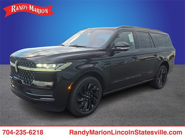 New 2025 Lincoln Navigator L Reserve w/ Jet Appearance Package