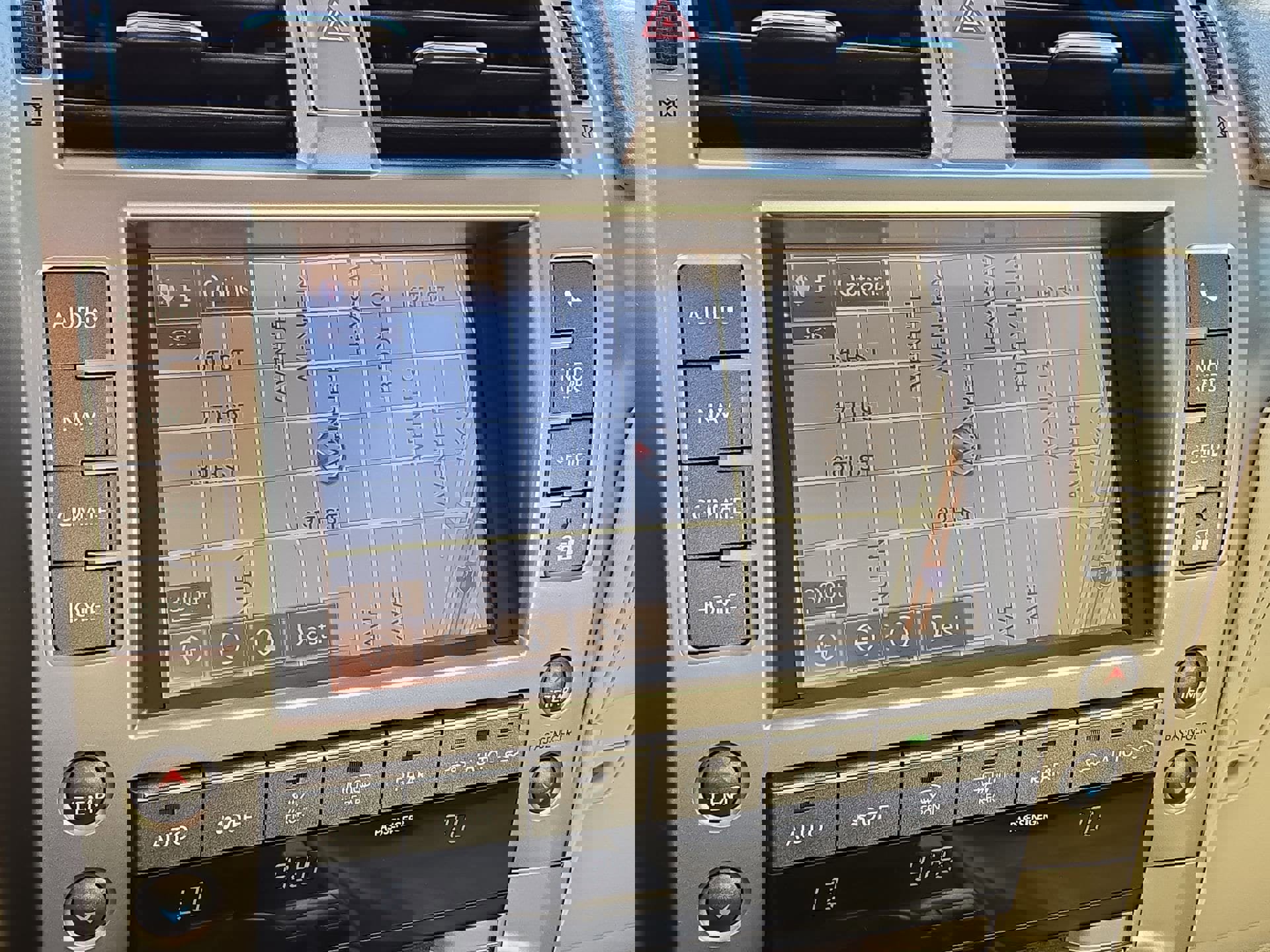 Used 2017 Lexus GX 460 Premium image 19