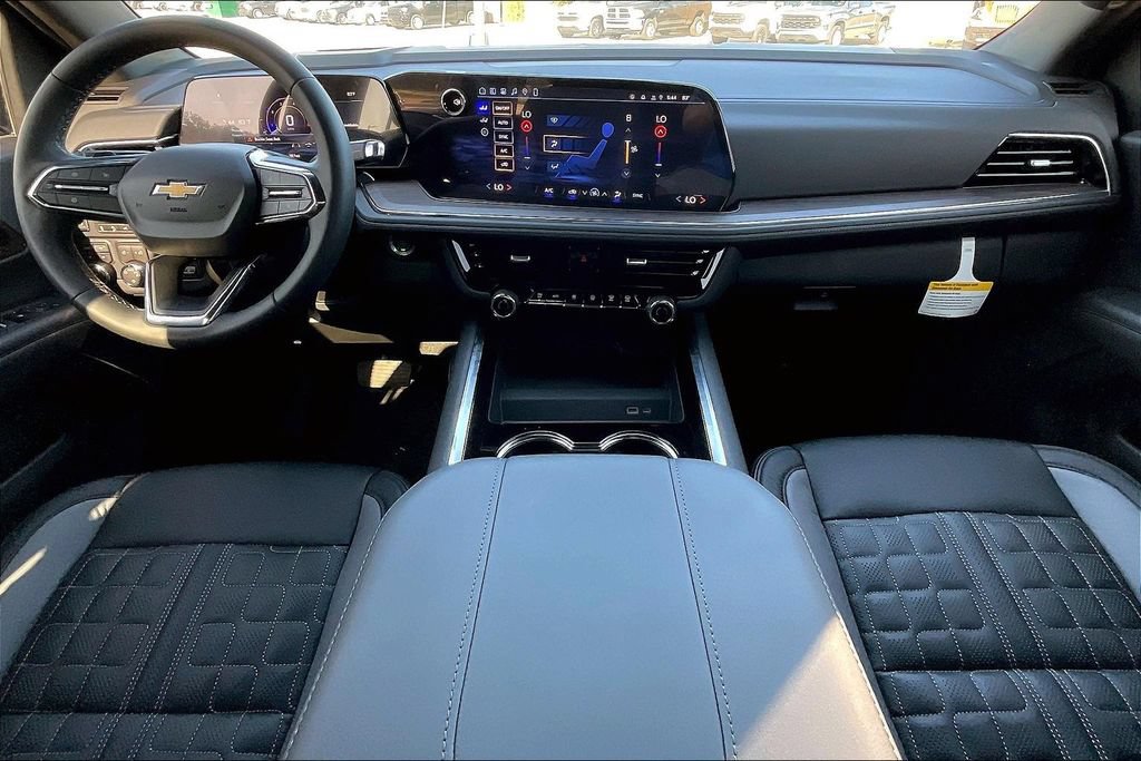 New 2026 Chevrolet Tahoe LS w/ LPO, Dark Essentials Package AWD/4WD image 5
