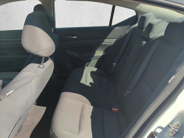 Used 2022 Nissan Altima 2.5 S FWD image 17