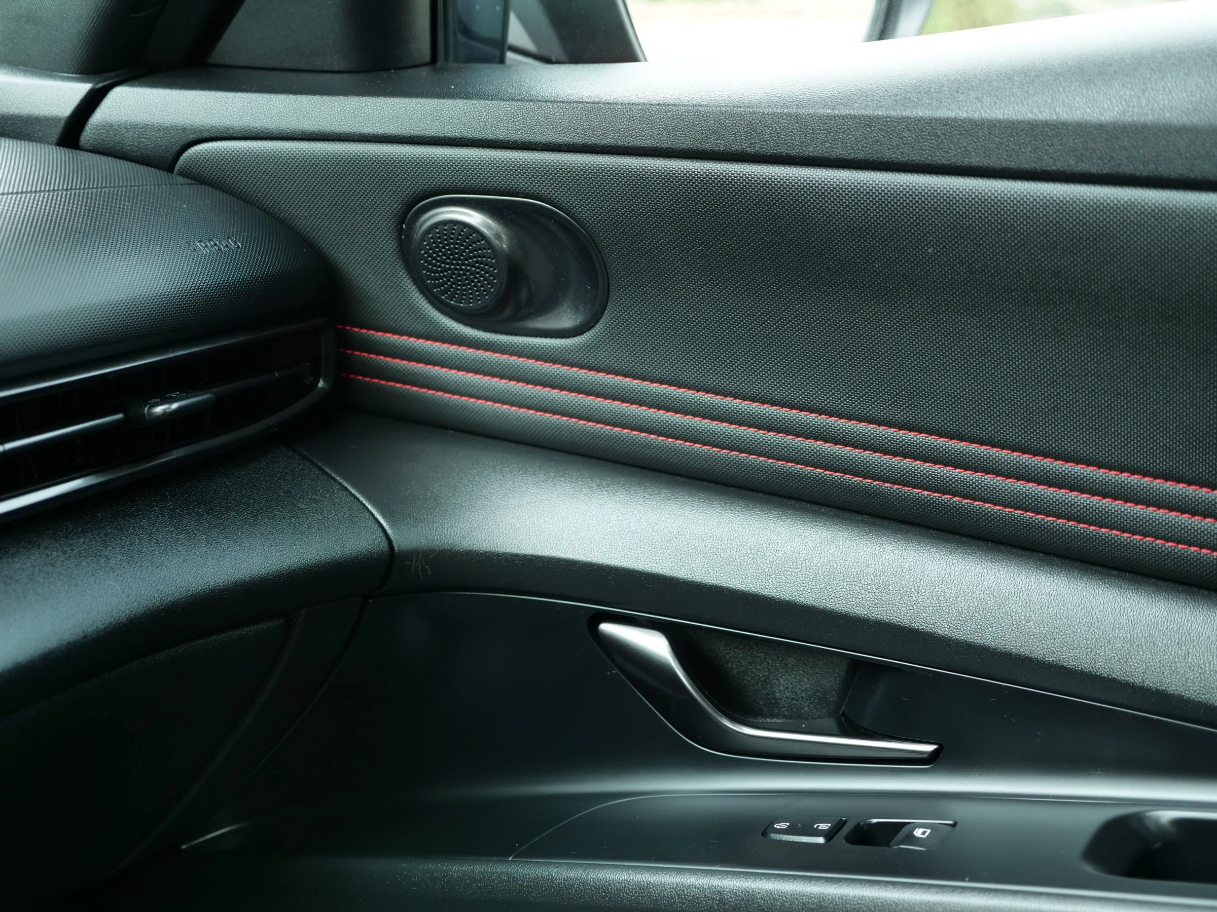 Used 2021 Hyundai Elantra N Line FWD image 34