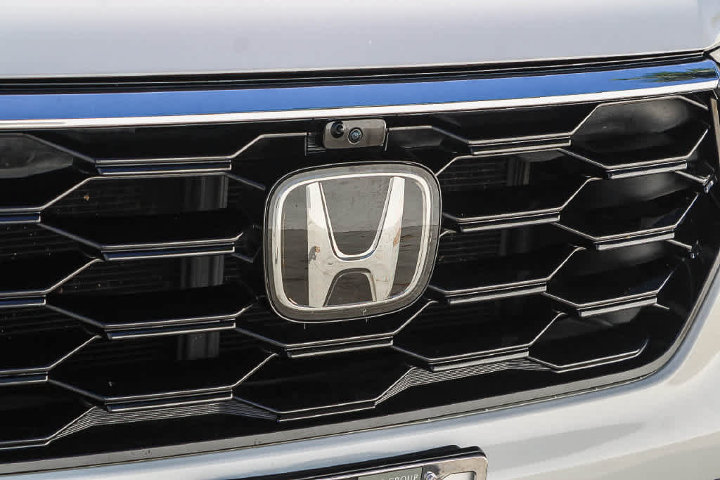 Used 2023 Honda Pilot Elite image 11