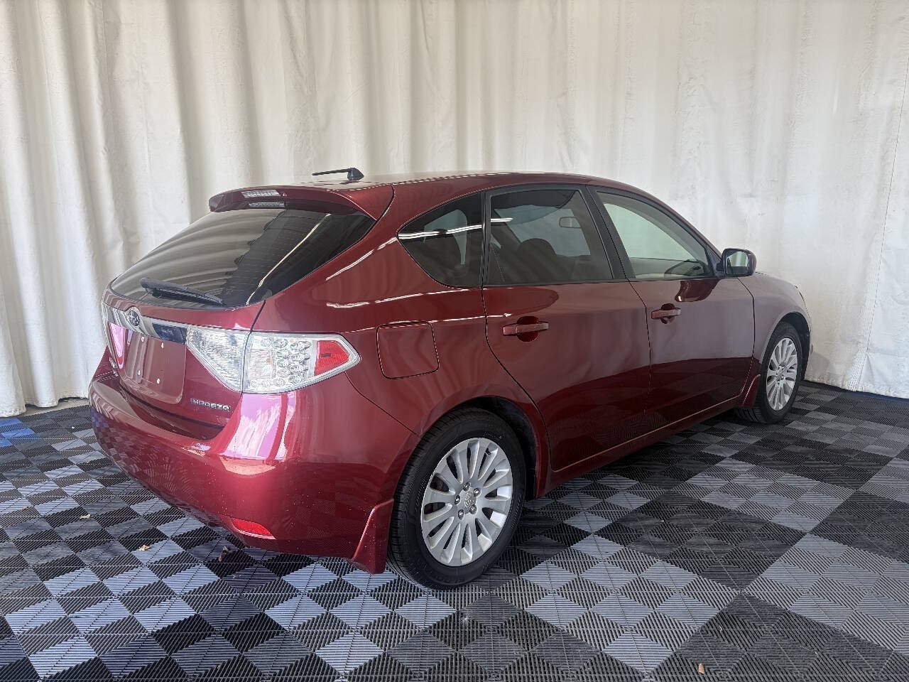 Used 2010 Subaru Impreza 2.5i Premium AWD/4WD image 6