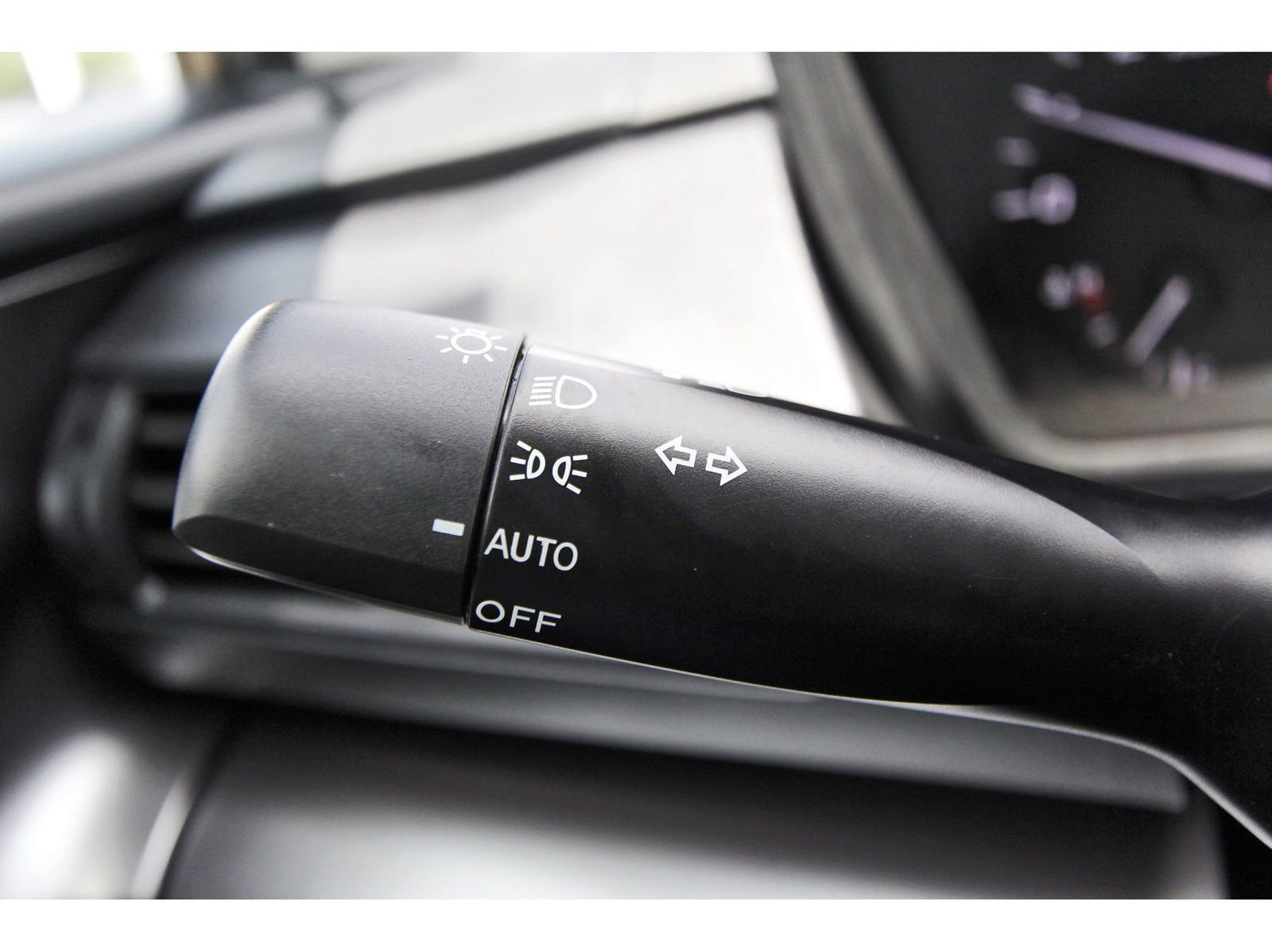 Used 2024 Subaru Impreza 2.0i image 17