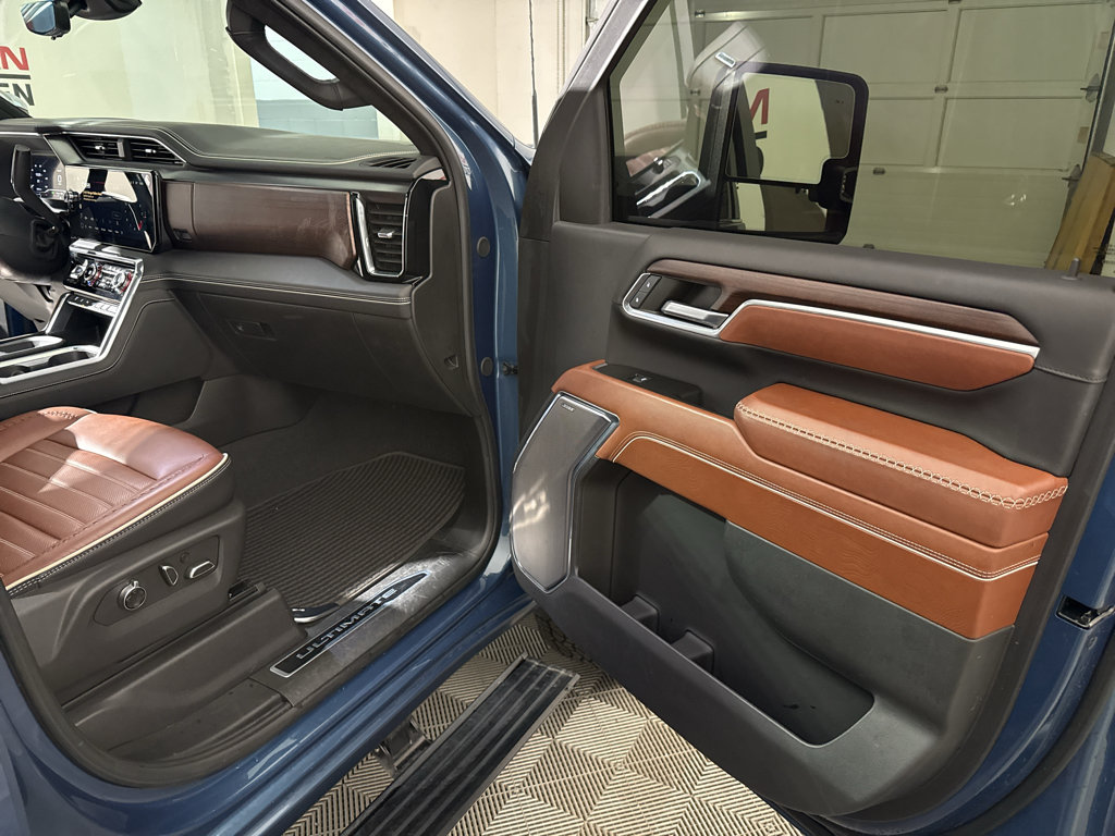 Used 2024 GMC Sierra 2500 Denali Ultimate AWD/4WD image 26