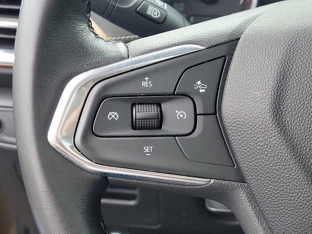 Used 2021 Chevrolet TrailBlazer ACTIV w/ Sun and Liftgate Package AWD/4WD image 10