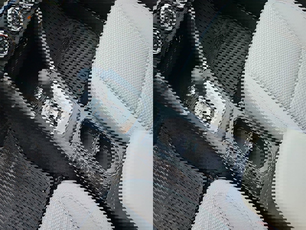 Used 2018 Subaru Forester 2.5i Premium w/ All-Weather Package image 24