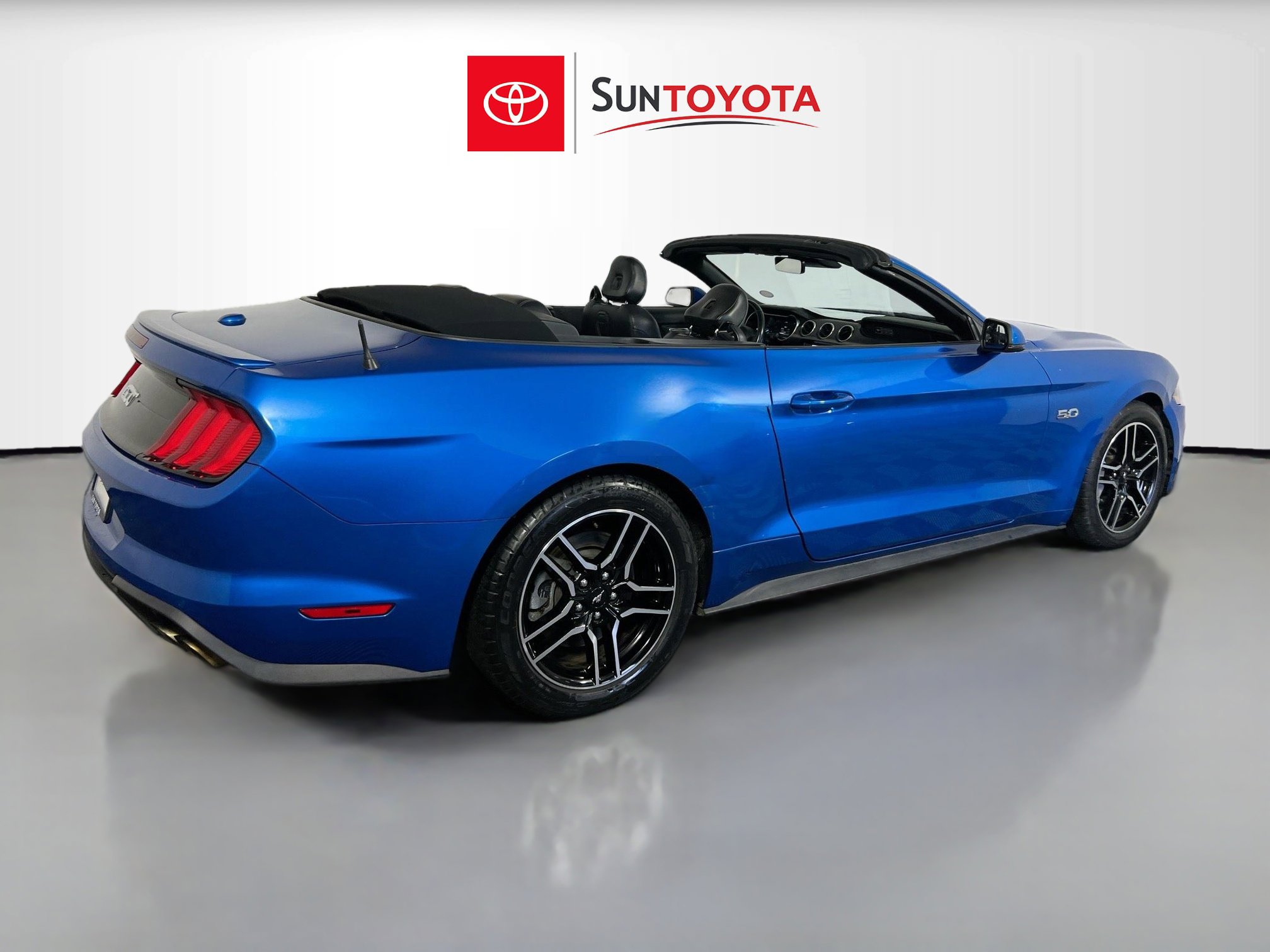 Used 2020 Ford Mustang GT Premium w/ Equipment Group 401A image 38