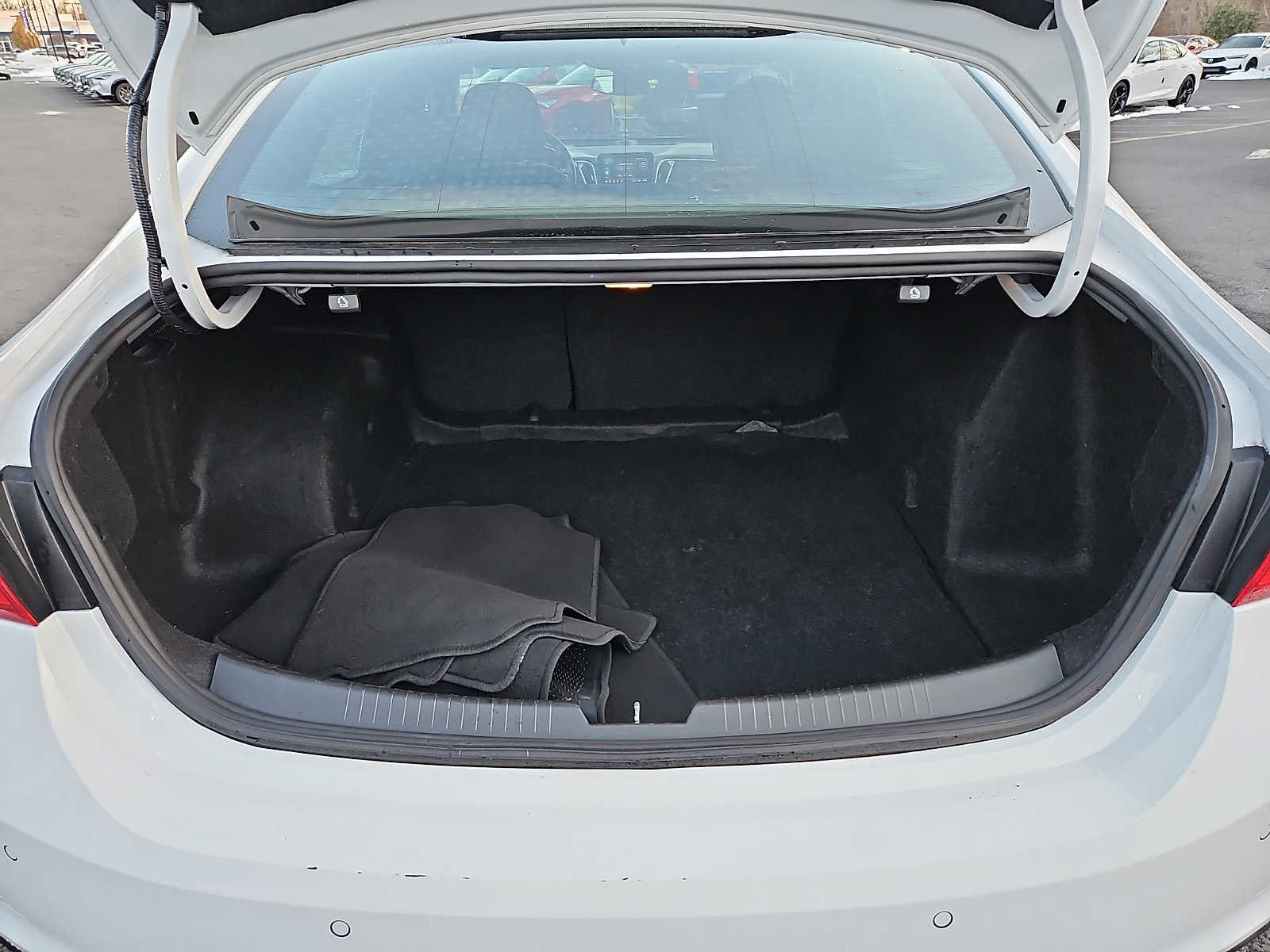 Used 2024 Chevrolet Malibu LT FWD image 33