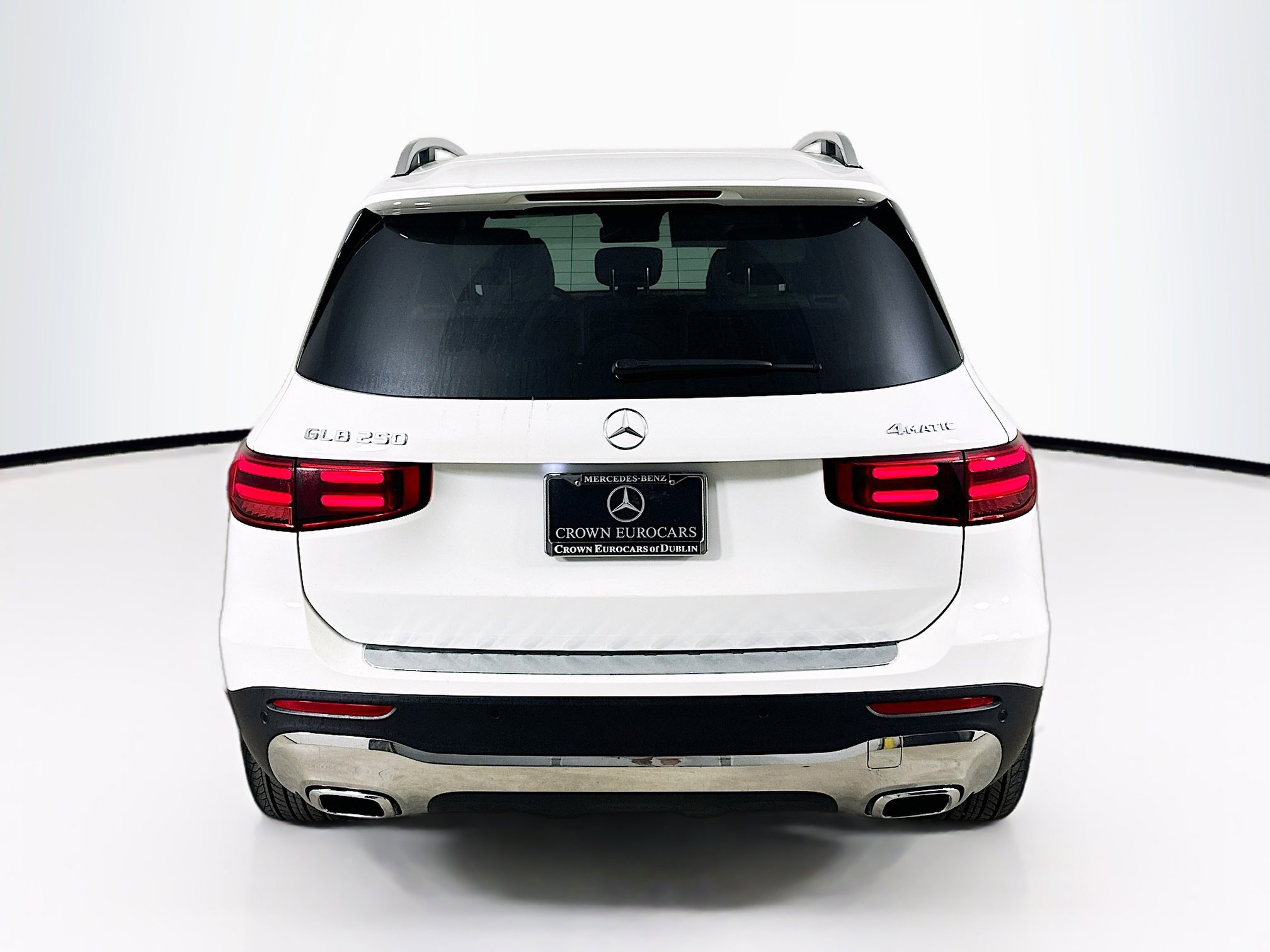 Certified 2025 Mercedes-Benz GLB 250 4MATIC image 6