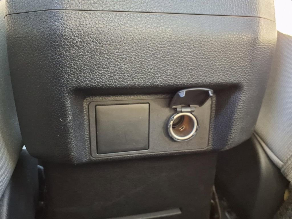 Used 2025 Toyota Tacoma SR5 image 27