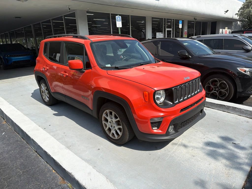 Used 2020 Jeep Renegade Latitude FWD image 3
