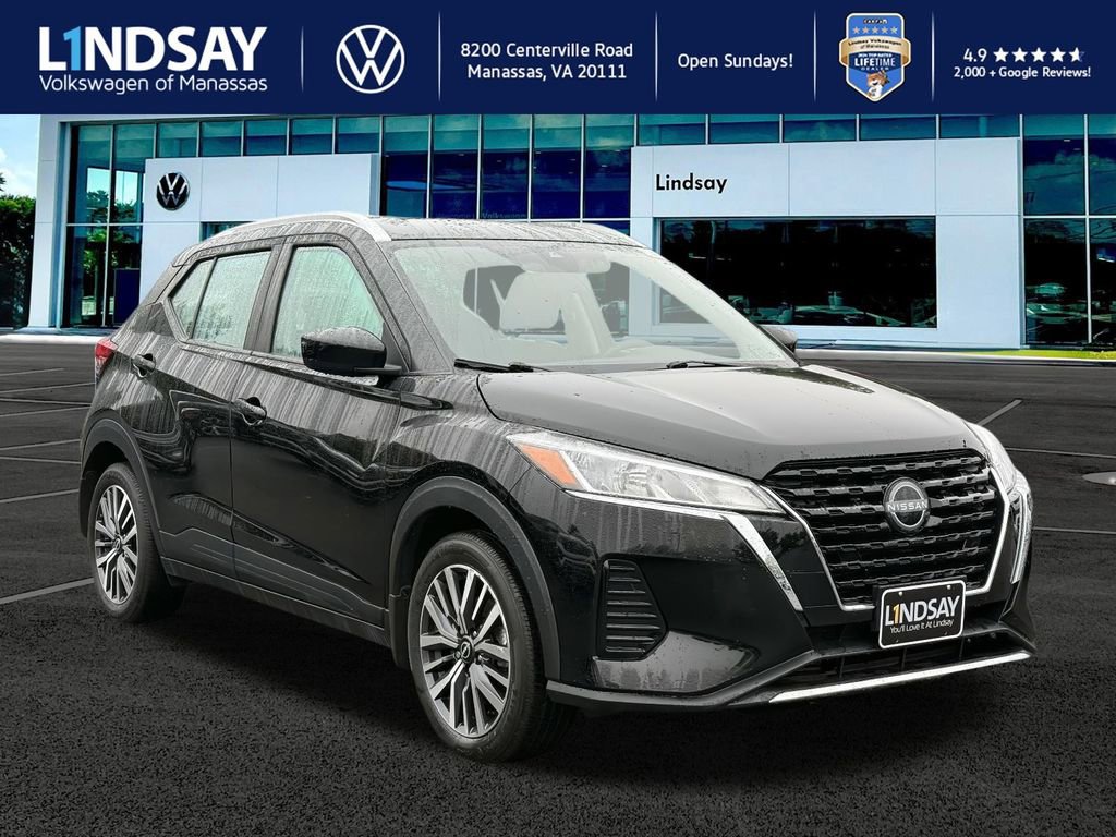 Used 2023 Nissan Kicks SV