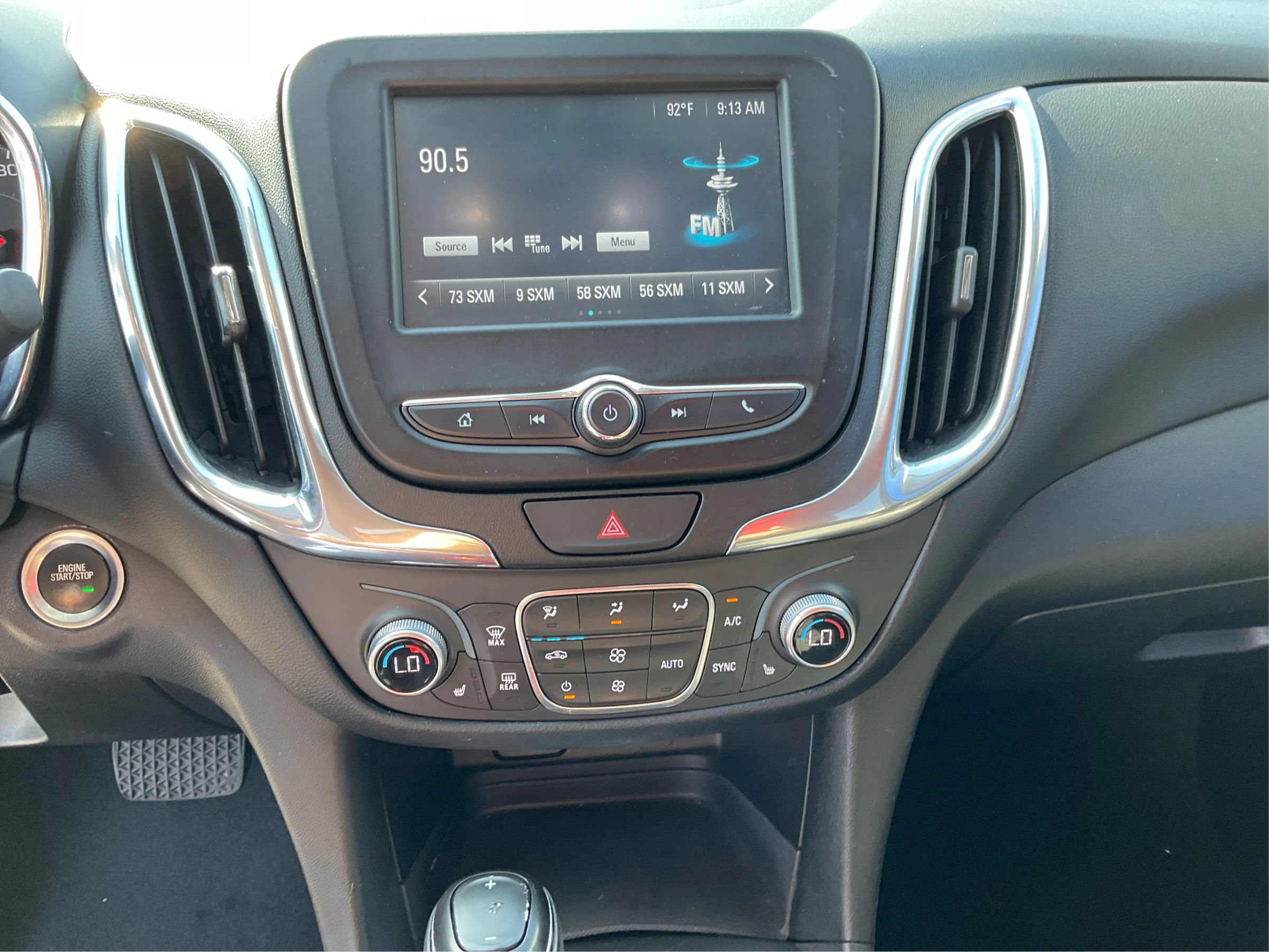 Used 2018 Chevrolet Equinox LT FWD image 13