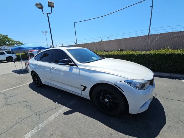 Used 2016 BMW 335i Gran Turismo xDrive w/ Driver Assistance Package AWD/4WD image 2