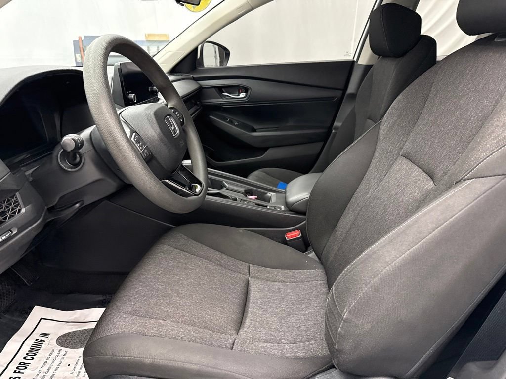Used 2023 Honda Accord LX image 15