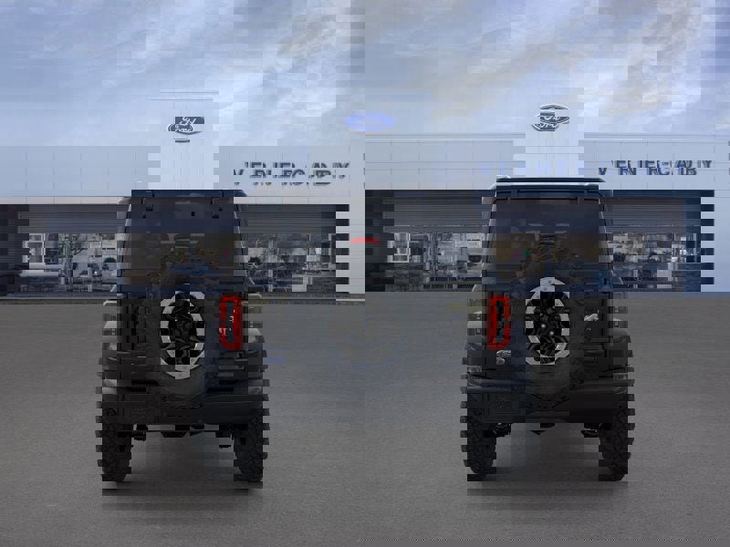 New 2026 Ford Bronco Badlands w/ Sasquatch Package image 5