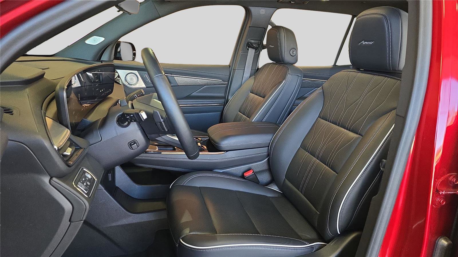 Used 2025 Buick Enclave Avenir w/ Super Cruise Package image 11