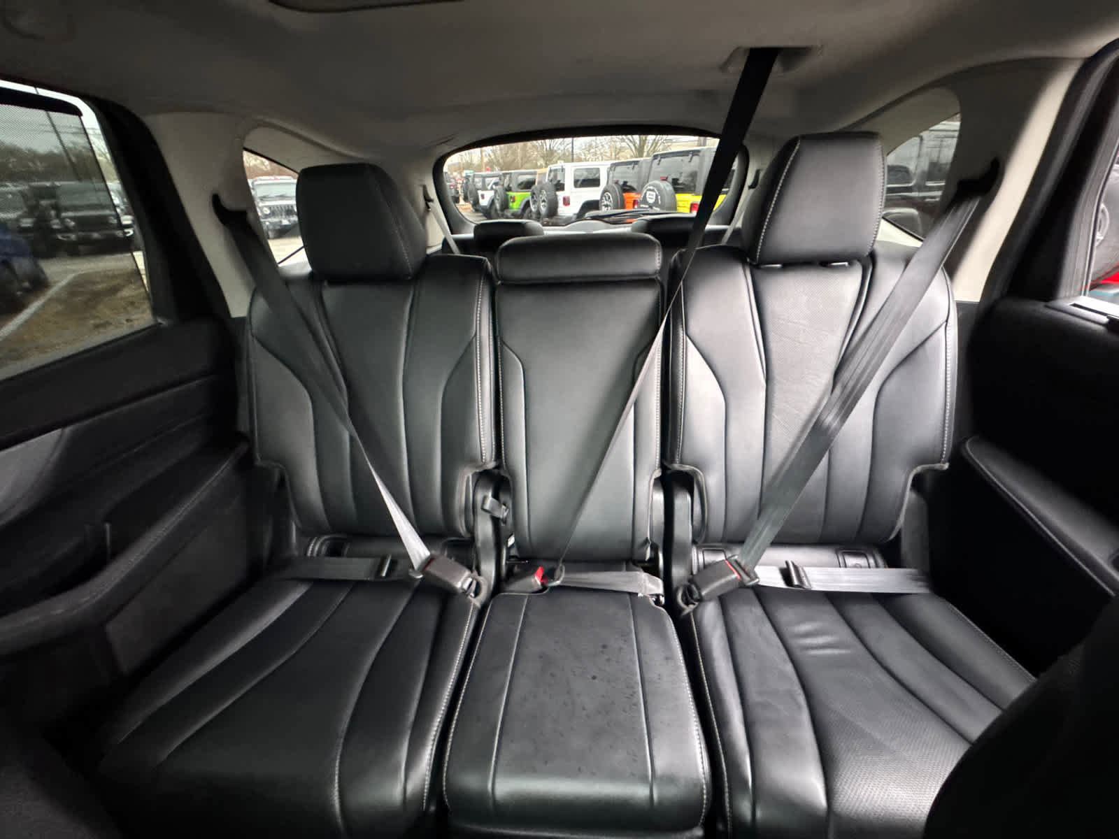 Used 2024 Acura MDX SH-AWD w/ Technology Package image 31