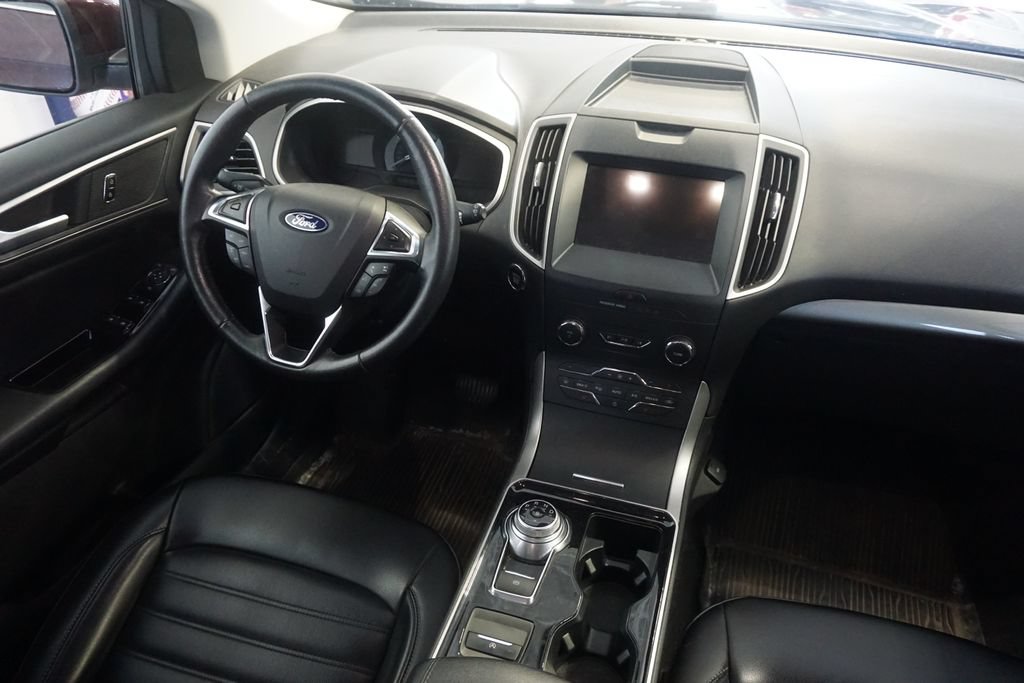 Used 2020 Ford Edge SEL w/ Convenience Package AWD/4WD image 24