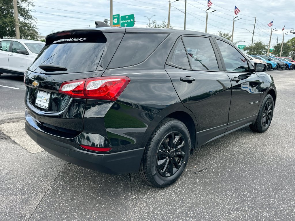 Used 2021 Chevrolet Equinox LS FWD image 5