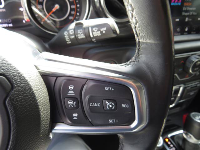 Used 2020 Jeep Wrangler Unlimited Sahara AWD/4WD image 12