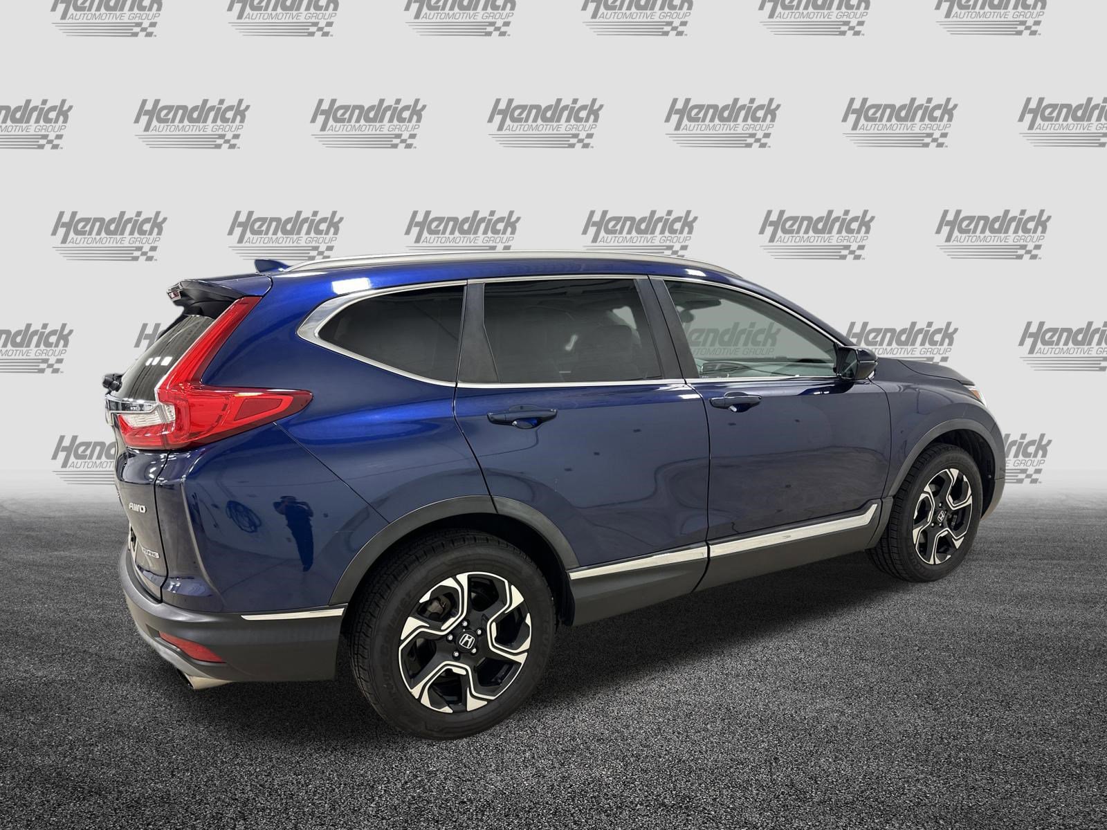 Used 2018 Honda CR-V Touring image 10
