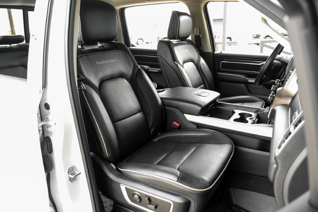 Used 2022 RAM 1500 Laramie AWD/4WD image 48