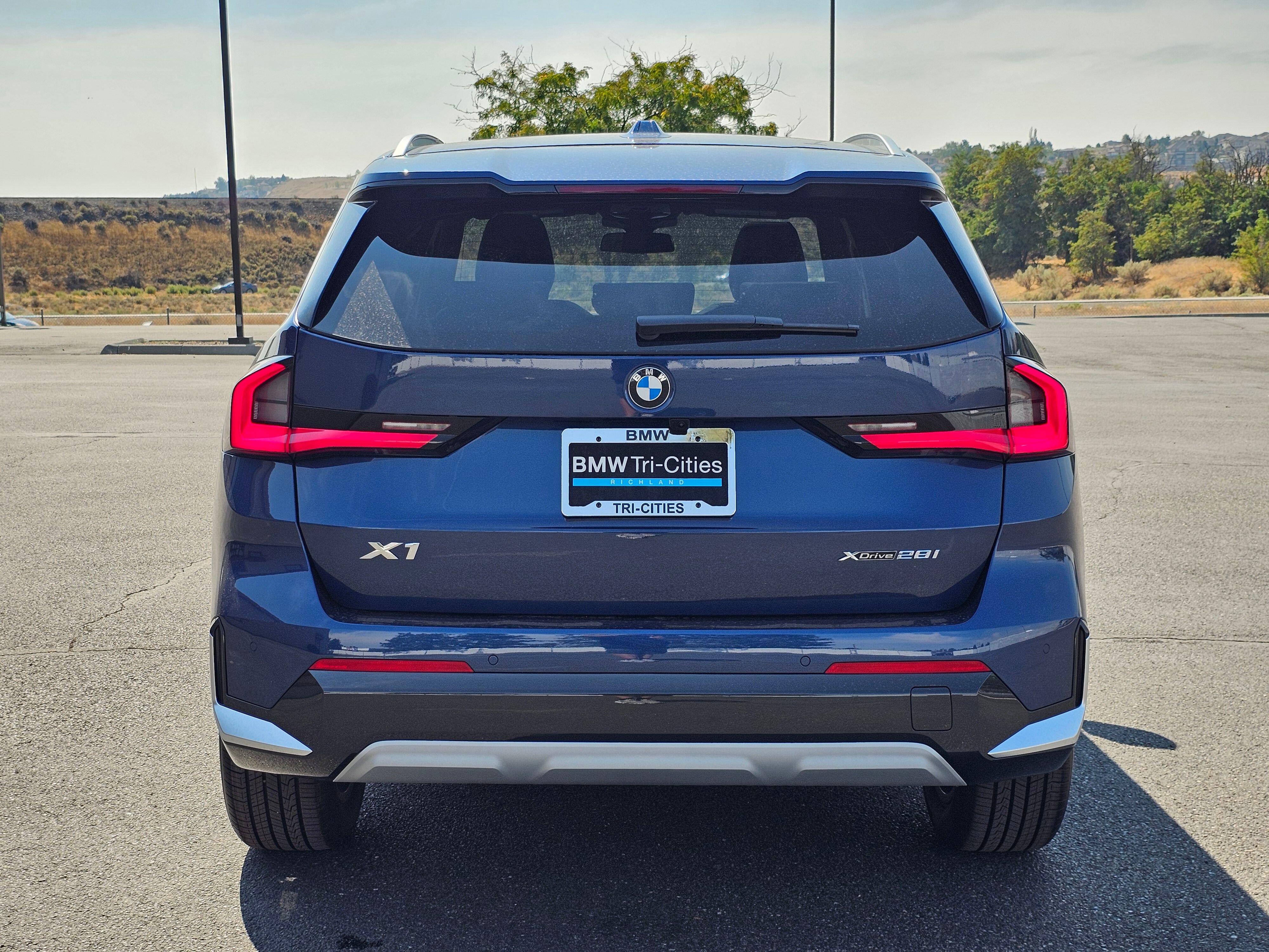 New 2025 BMW X1 xDrive28i w/ Technology Package image 5