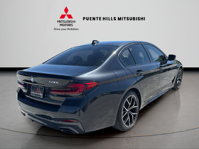 Used 2023 BMW 530i w/ M Sport Package RWD image 5
