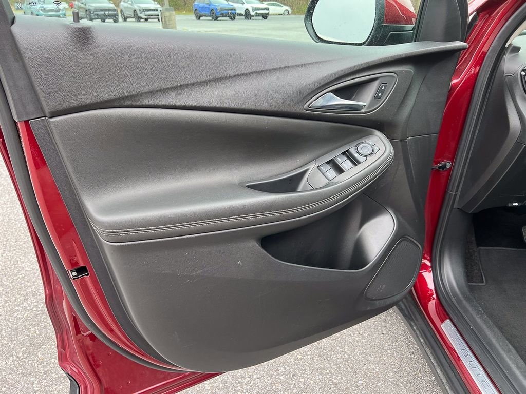 Used 2023 Buick Encore GX Preferred w/ Cold Weather Comfort Package image 12