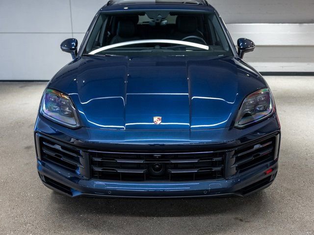 Certified 2025 Porsche Cayenne E-Hybrid image 12