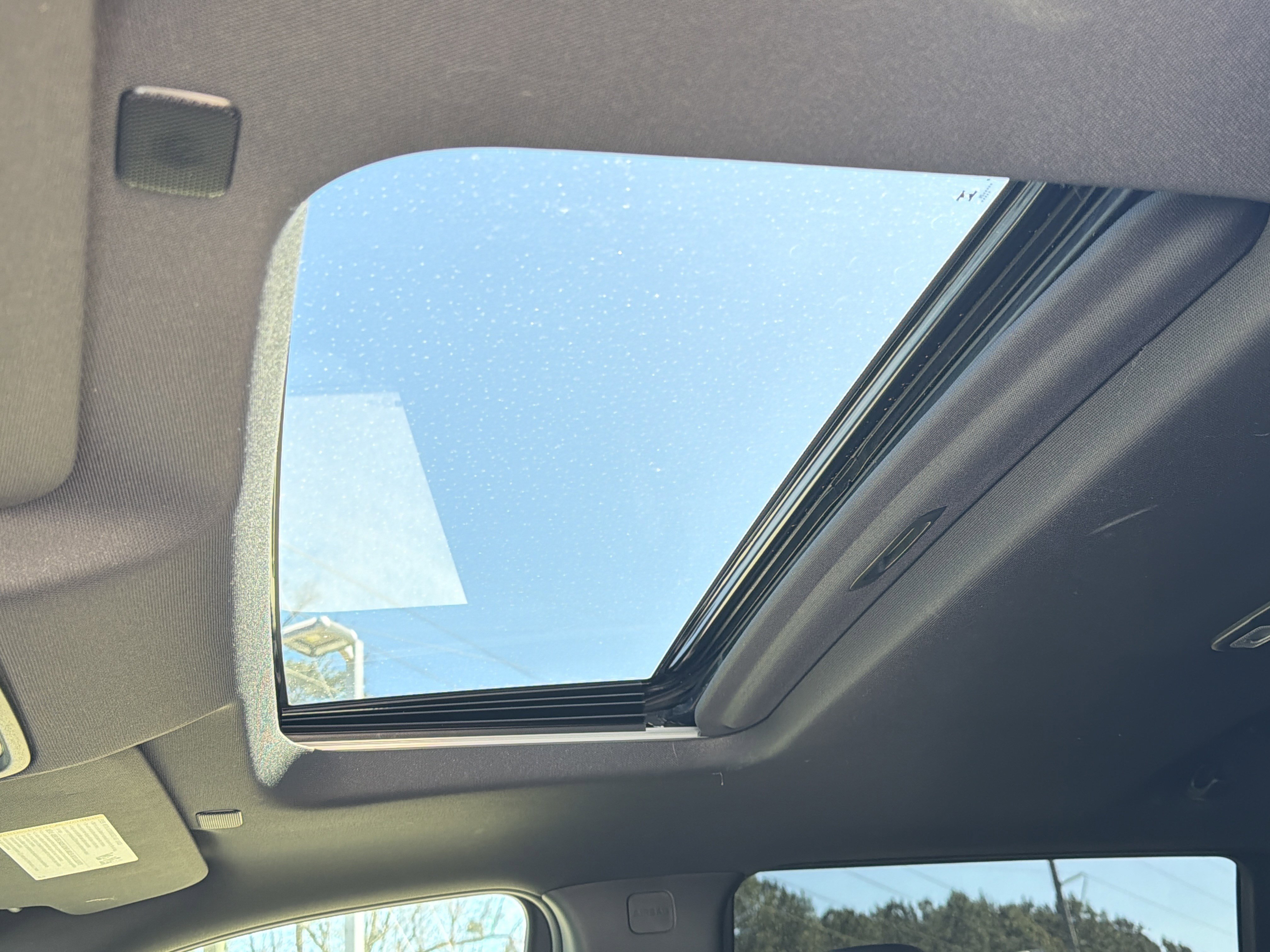 Used 2025 GMC Sierra 2500 AT4 w/ AT4 Premium Plus Package image 5