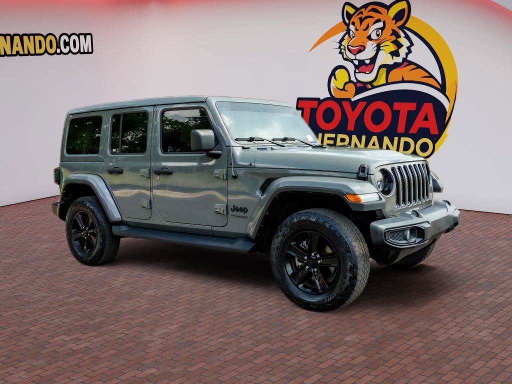 Used 2022 Jeep Wrangler Unlimited Sahara AWD/4WD image 3