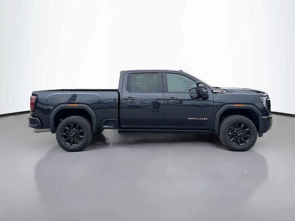Used 2025 GMC Sierra 2500 AT4 w/ AT4 Premium Plus Package AWD/4WD image 8