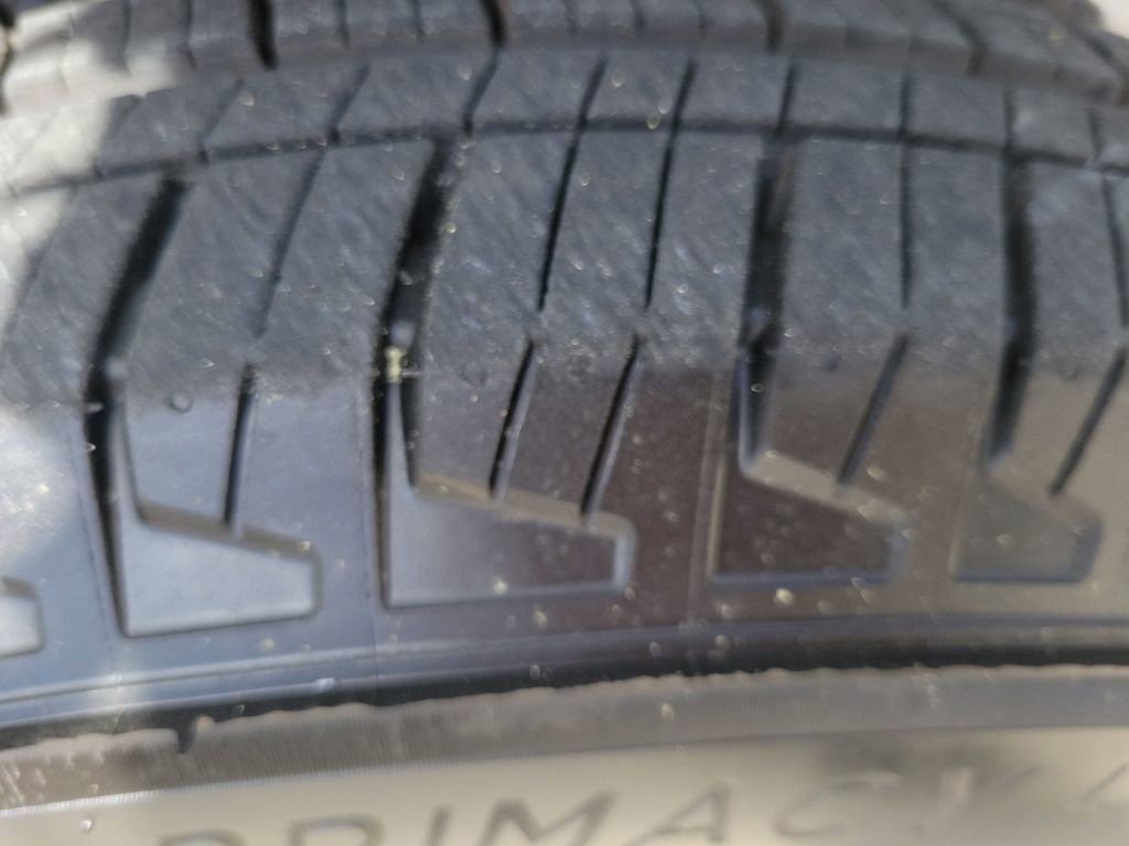 Used 2026 Nissan Frontier SV w/ All-Weather Content Package image 29