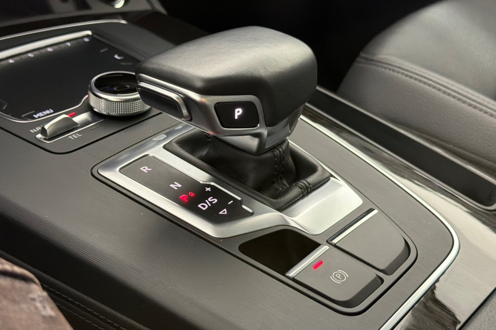 Used 2019 Audi Q5 2.0T Premium Plus w/ Premium Plus Package AWD/4WD image 21