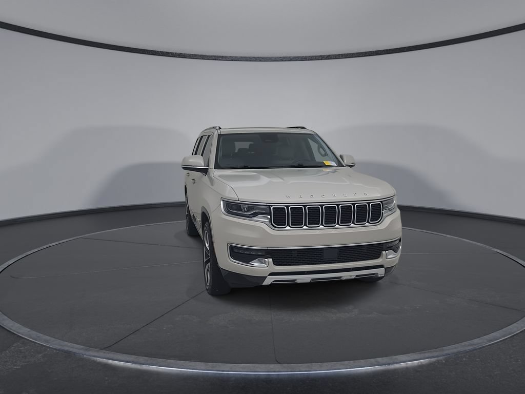 Certified 2022 Jeep Wagoneer Series III w/ Premium Group I AWD/4WD image 5