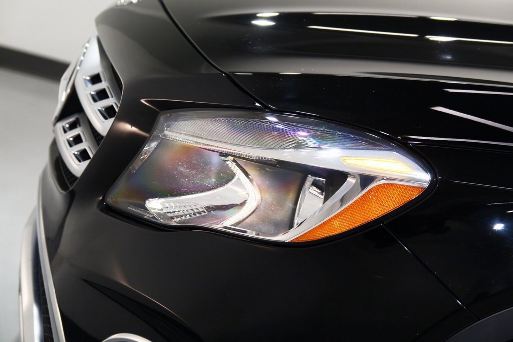 Used 2018 Mercedes-Benz GLA 250 4MATIC image 16