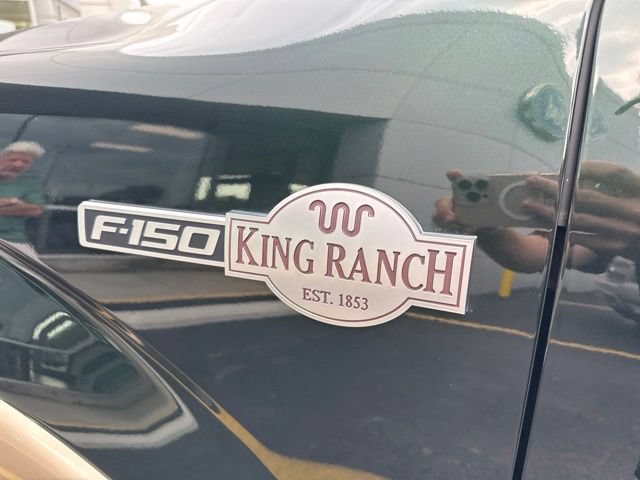 Used 2014 Ford F150 King Ranch w/ King Ranch Luxury Package AWD/4WD image 11