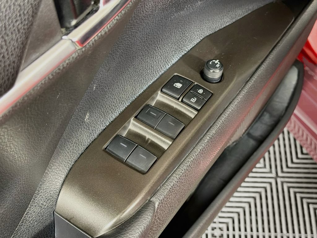 Used 2023 Toyota Camry SE FWD image 17