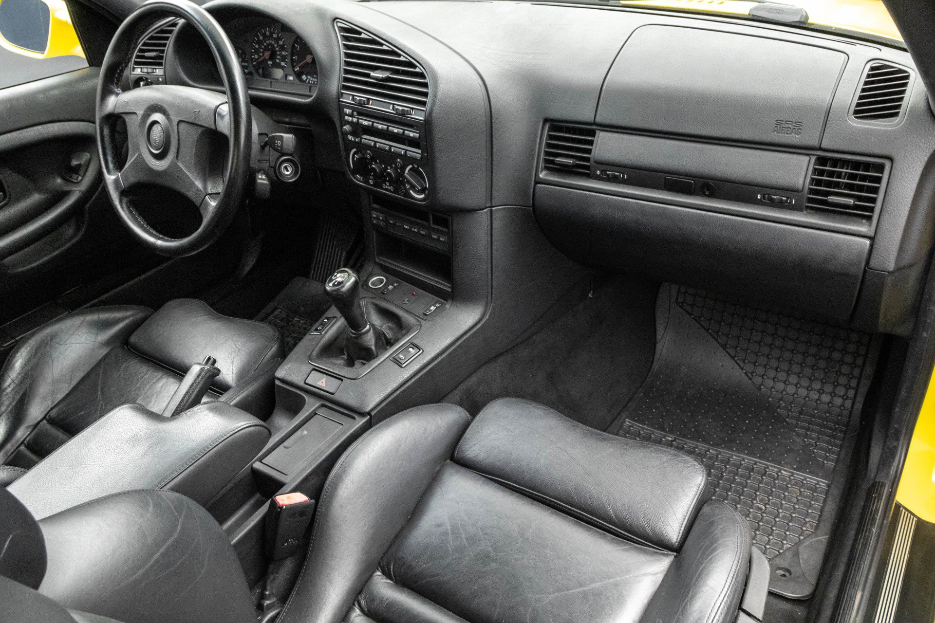 Used 1995 BMW M3 Coupe image 17