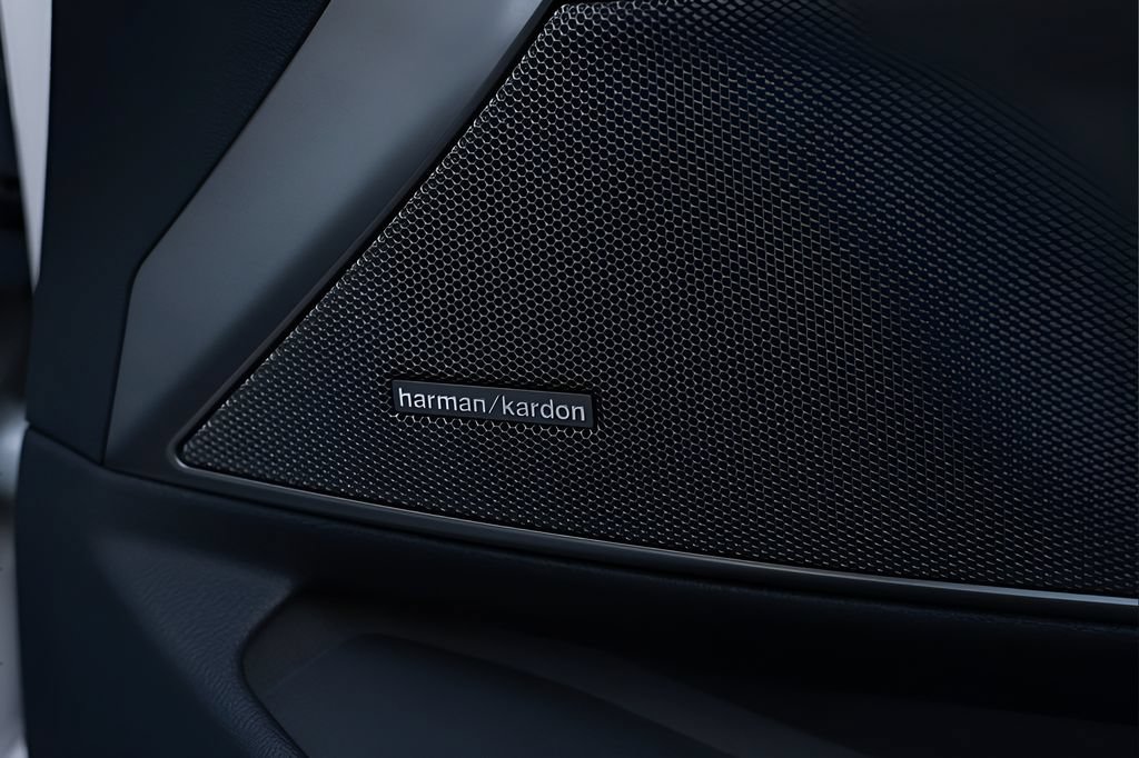 Used 2022 BMW M3 w/ Executive Package RWD image 35