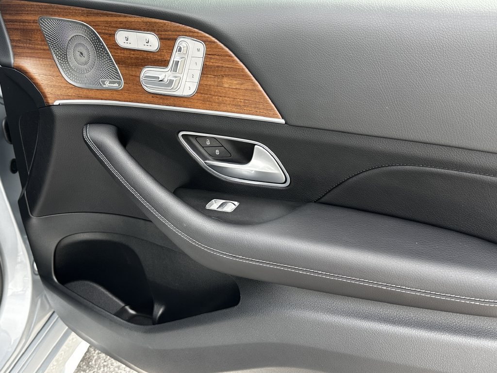 Certified 2025 Mercedes-Benz GLE 450e 4MATIC image 16