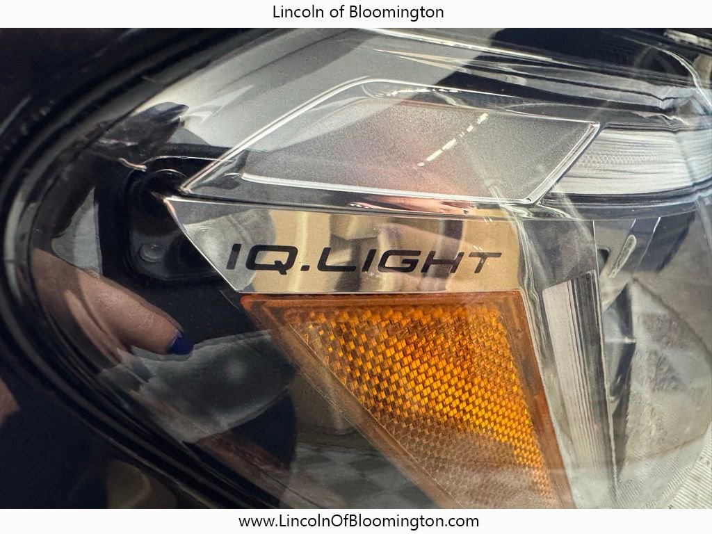 Used 2025 Volkswagen Atlas Cross Sport SEL Premium R-Line image 14