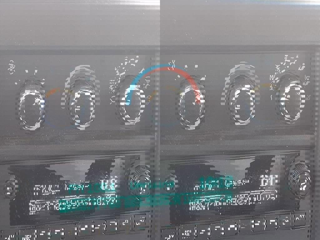 New 2025 Chevrolet Express 3500 w/ Power Convenience Package image 10