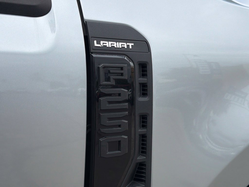 Certified 2023 Ford F250 Lariat w/ Sport Appearance Package AWD/4WD image 14