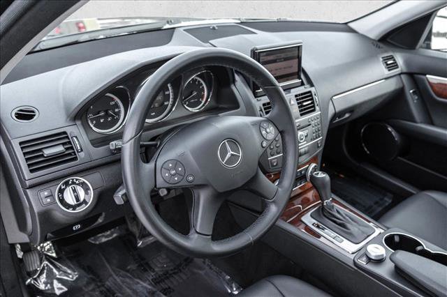 Used 2011 Mercedes-Benz C 300 4MATIC Sedan image 10